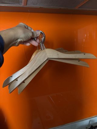 Lote perchas de madera