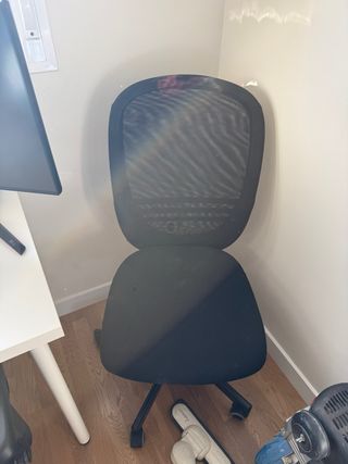 Silla de oficina negra