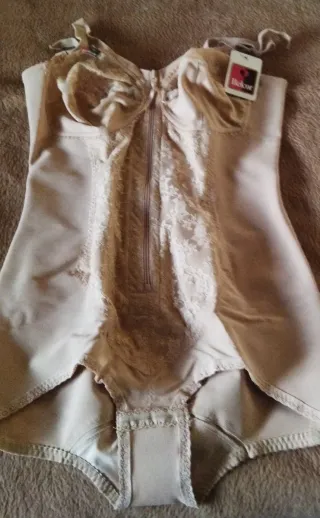 Faja cuerpo entero Beige, talla 105 B