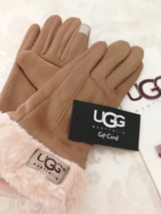 Guantes UGG Marrones y Beige nuevos a estrenar.