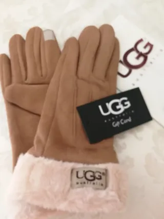 Guantes UGG Marrones y Beige nuevos a estrenar.