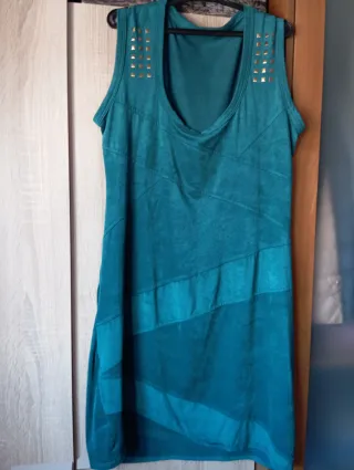 Vestido juvenil tirantes con tachuelas