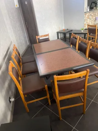 Mesa y Sillas Comedor Madera