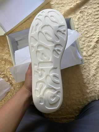 McQueen Bambas Blancas