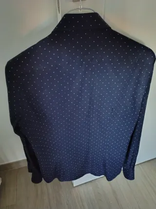 Camisa Estampada Azul y puntitos claros