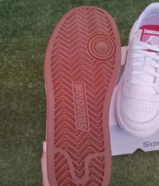 Zapatillas Saucony Mujer Blancas y Rojas Nuevas