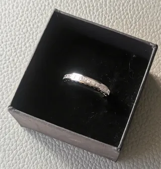 Alianza oro blanco 18ct con 13 diamantes y 0,70ct