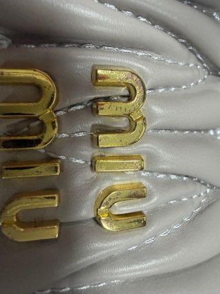 Borsa Miu Miu Beige e Oro