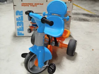 Triciclo Feber Evolutivo Azul y Naranja