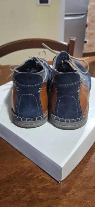 Scarpe uomo blu e marroni