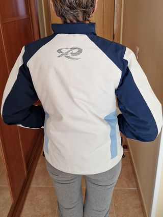 Parka deportiva de mujer marca RTY talla S