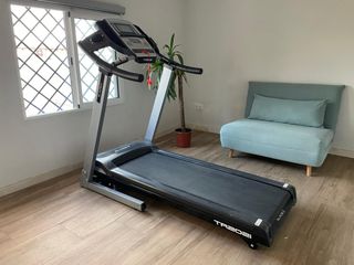 Cinta de Correr TR202i.La vendo por mudanza.