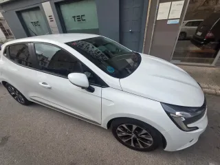 Renault Clio 2021