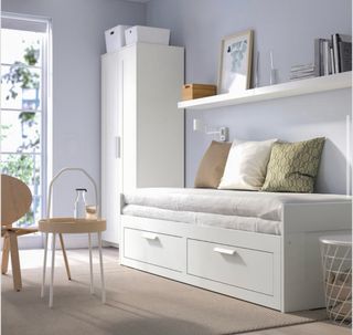 Diván Brimnes Ikea 2 cajones + 2 colchones 80x200