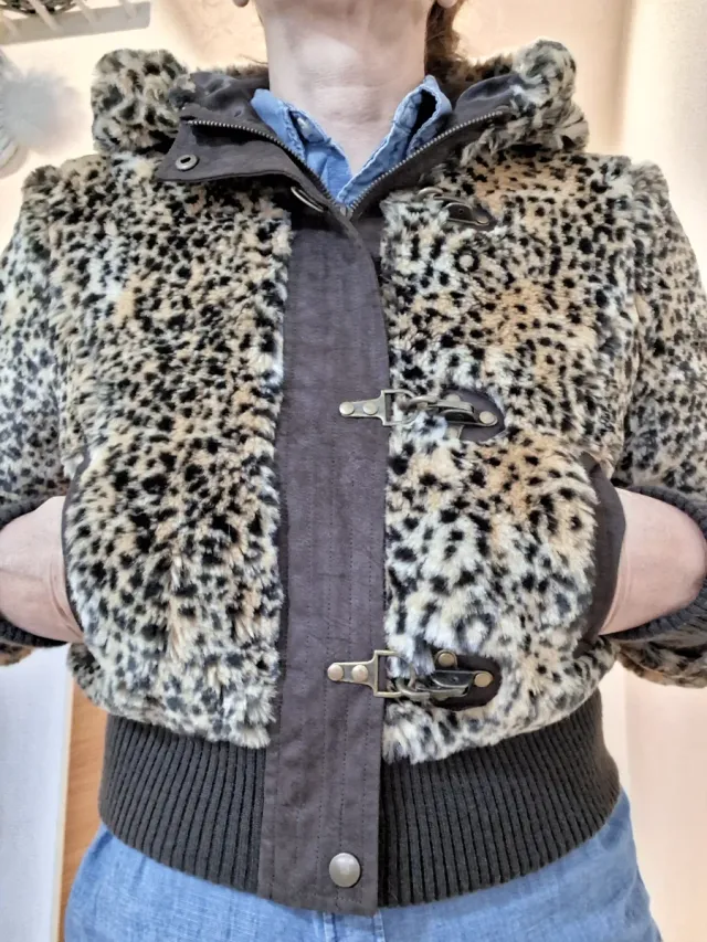 Chaqueta pelo Zara Animal Print Talla M