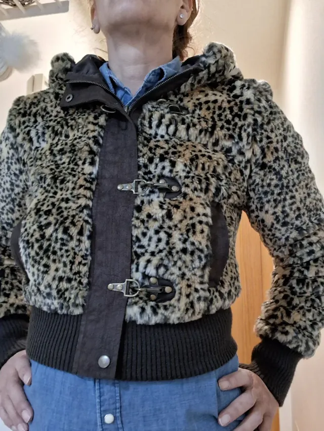 Chaqueta pelo Zara Animal Print Talla M