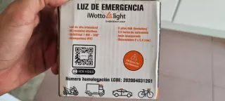 Luz de emergencia naranja