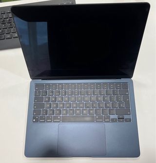 MacBook Air M2 2022 Personalizado Azul Marino