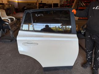 Puerta Trasera Derecha Toyota RAV4 2014