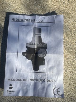 Bomba de agua para sacar agua de un pozo