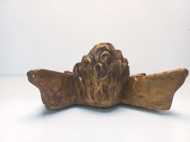 Querubín de terracota