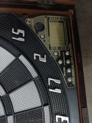 Diana Electrónica con Armario