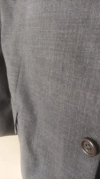 Traje de hombre gris