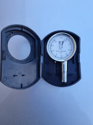 Manómetro Presión Neumáticos Coche