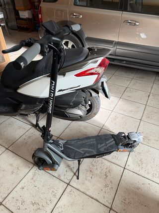 Patinete eléctrico plegable