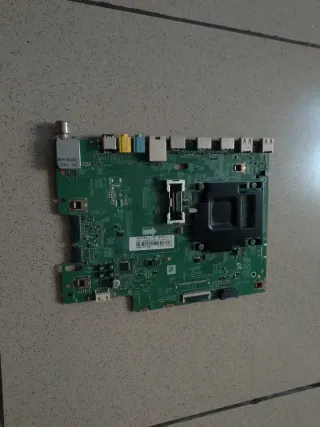 Placa Main Samsung UE32M5605AK