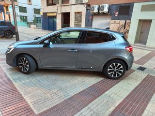 Renault Clio 2023