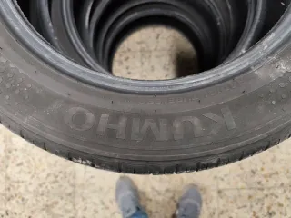 Neumático Kumho 205/55 R16 91V
