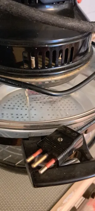 Pentola che fa cottura al vapore