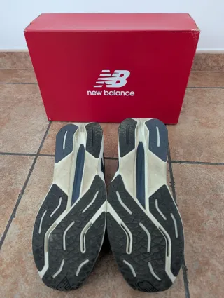 New Balance Fuelcell Propel V5