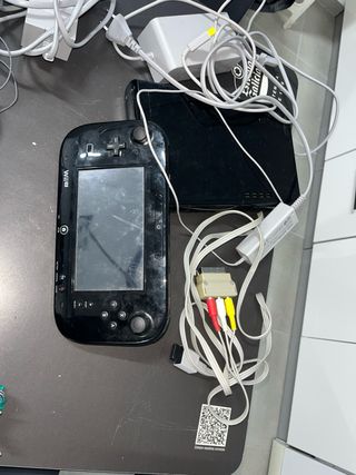 Nintendo Wii U Negra Con todo