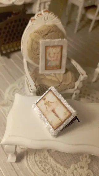 Libro e tela shabby chic miniatura dollhouse 1:12