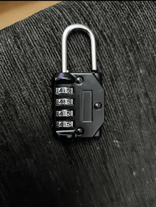 Candado de combinación de 4 dígitos NUEVOS