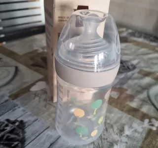 Biberón Nuk Nature 260ml.  Muy poco uso