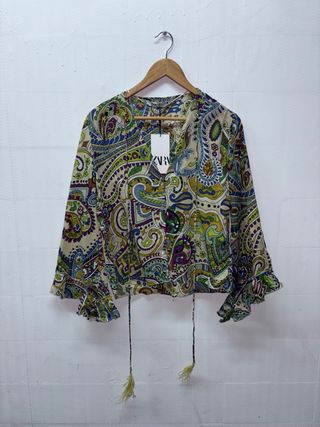 Blusa Zara Estampada Manga Larga