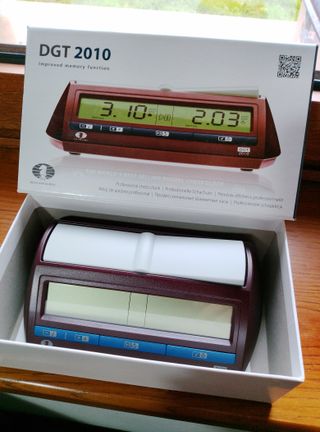 Reloj de ajedrez DGT 2010
