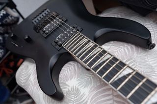 Guitarra Jackson JS32 DKA-AH SBK