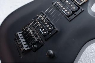 Guitarra Jackson JS32 DKA-AH SBK