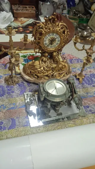 Artilugio de barco antiguo militar