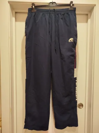 Pantalón chándal Umbro azul y rojo