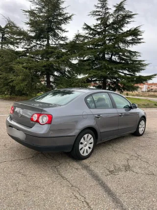 Volkswagen Passat B6 2.0 TDI