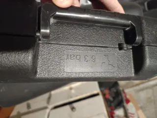 Pistola de impacto neumática con maletín