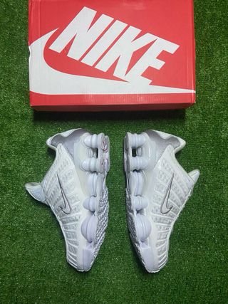 Nike Shox Blancos Plata