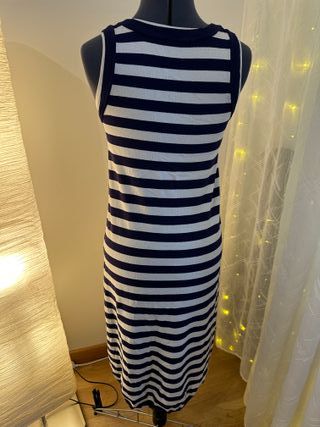 Vestito a righe blu e bianche