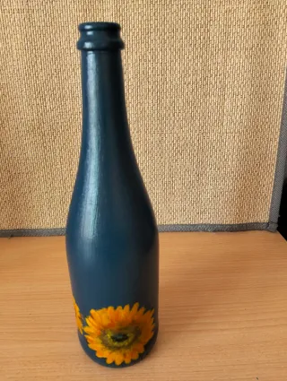 Bottiglie decorate a mano