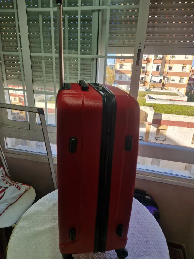 Maleta grande 45/75/25cm roja